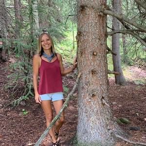 Meet your Posher, Angie